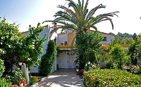 Villa Elena Studios